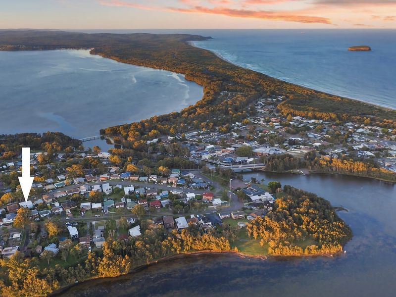 Perfect Beachhouse Lakes Surf at your Feet