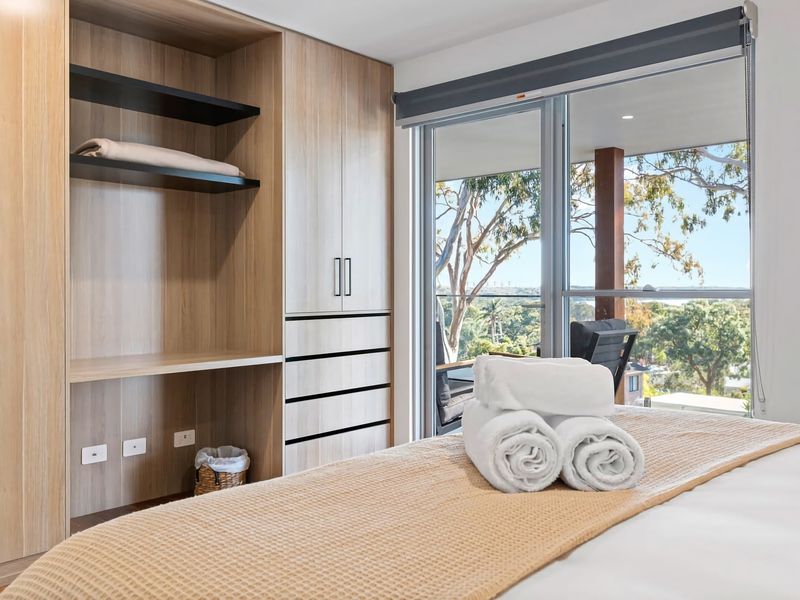 Perfect Beachhouse Lakes Surf at your Feet