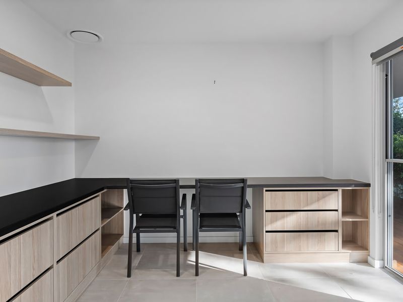 Perfect Beachhouse Lakes Surf at your Feet