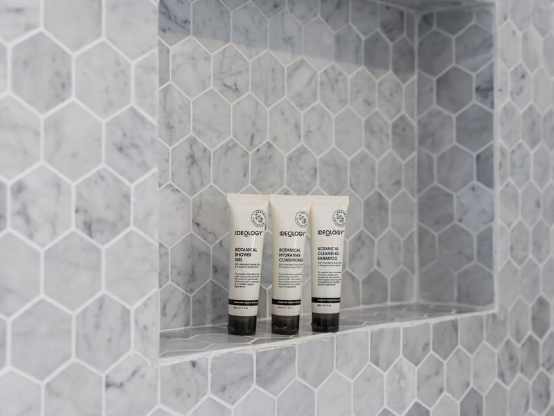 Perfect Beachhouse Lakes Surf at your Feet