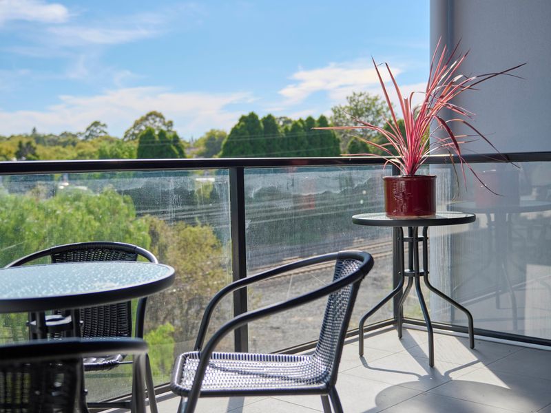 Balcony with seating