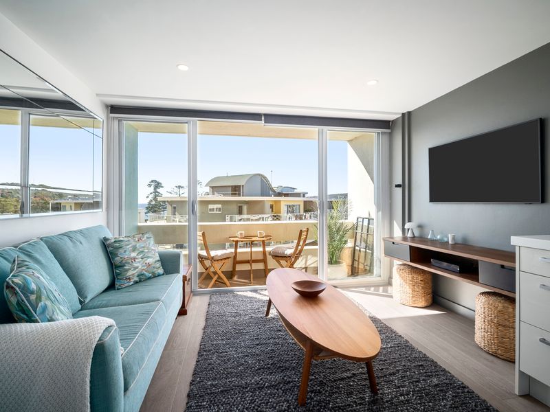 Open, airy living by the coast
