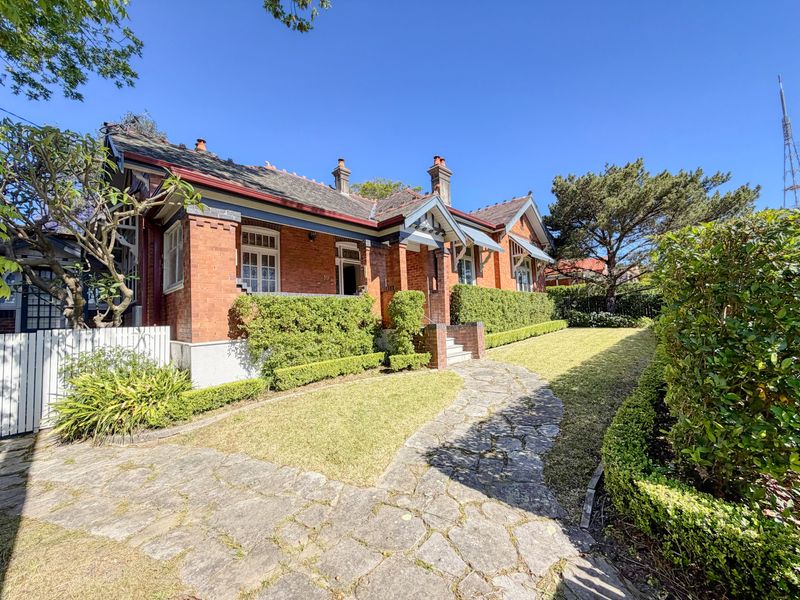 Charming Federation residence with classic heritage features