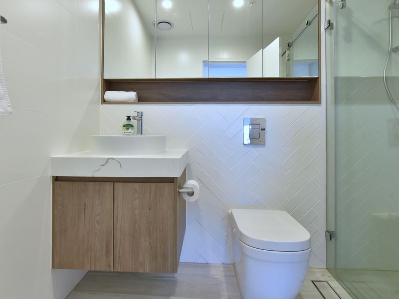 Contemporary bathroom with walk-in shower.
