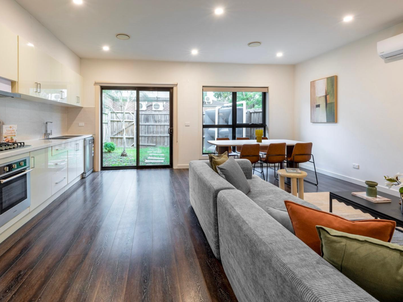 Spacious layout with seamless flow between the kitchen, lounge and dining spaces.