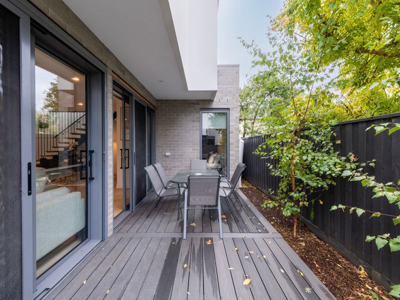 Private outdoor garden space surrounded by greenery, perfect for relaxing or entertaining