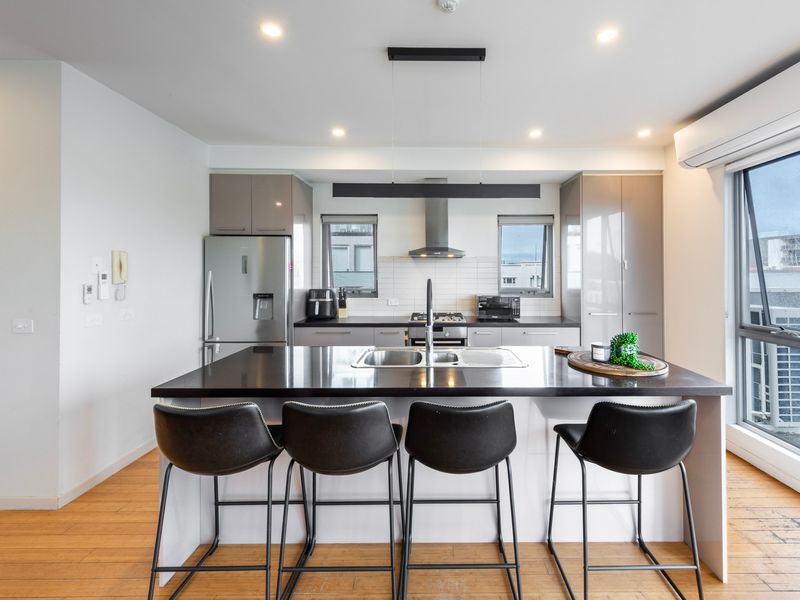 Fully equipped kitchen ideal for home cooking and shared meals.