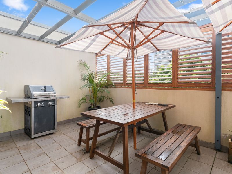 Fire up the BBQ and enjoy relaxed alfresco dining on the covered outdoor terrace.