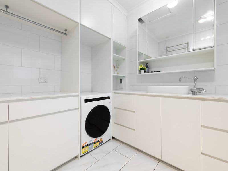 A fully equipped laundry helps you feel right at home during your visit.