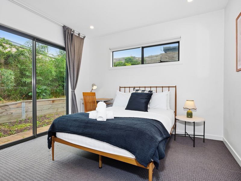 Donwstairs bedroom 3 - Wake up refreshed in the spacious master bedroom overlooking the peaceful garden.