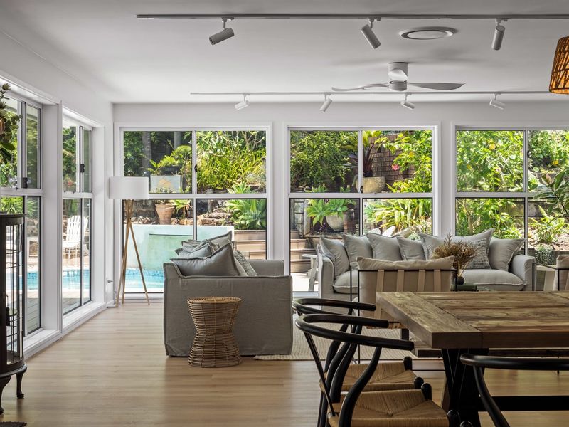 Exquisite Beachside Luxury Resort Style Pool