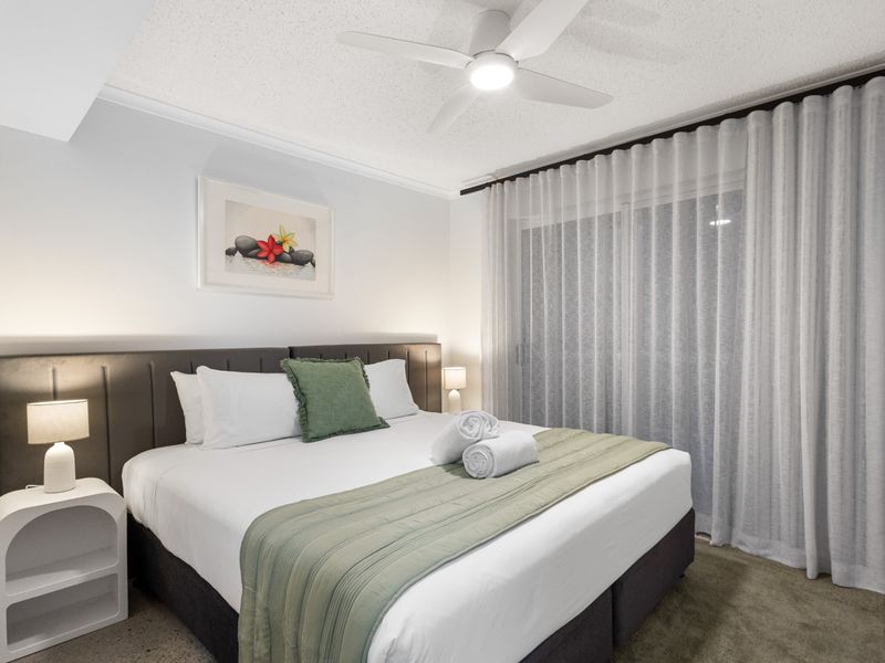 Comfortable master king bedroom