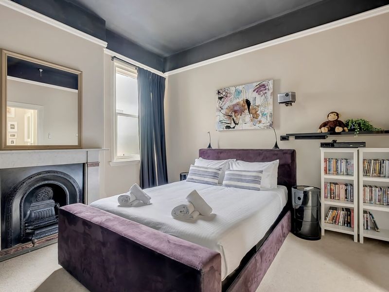 Mesmerising 3BR Home Cinema Room Spa Bath