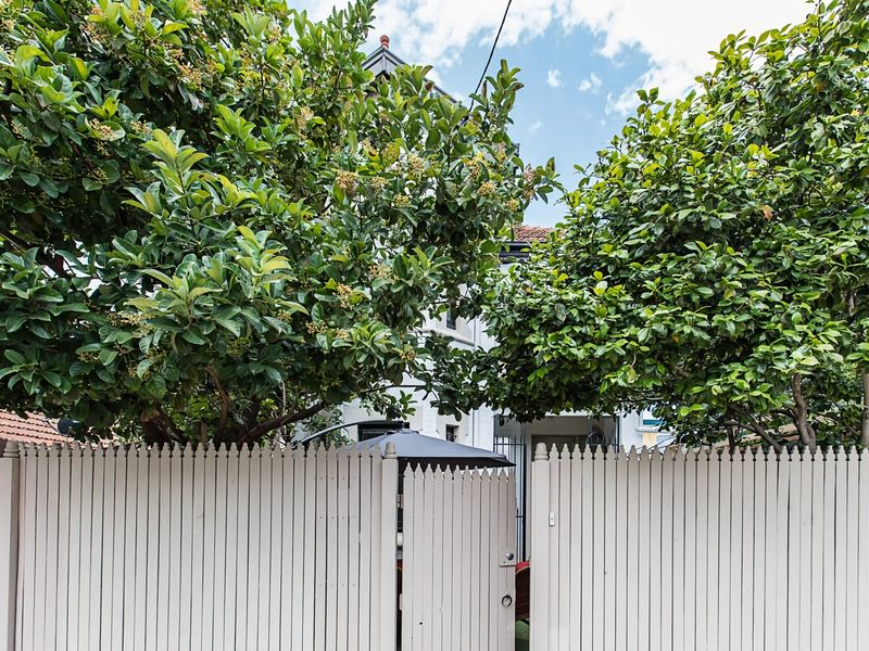 Mesmerising 3BR Home Cinema Room Spa Bath