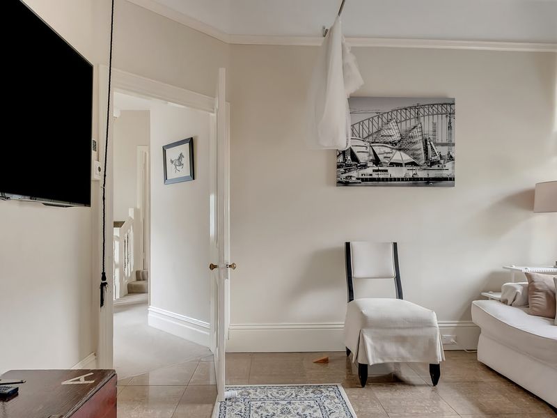 Mesmerising 3BR Home Cinema Room Spa Bath