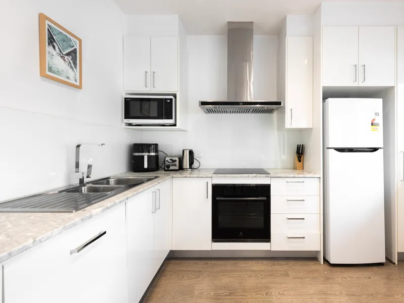 Fully equipped kitchen for easy home cooking