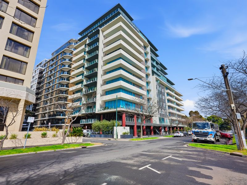 The Roy Luxury 3BR with Huge Entertainer’s Terrace