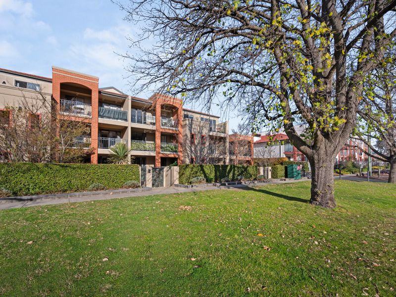 A quiet residential setting with the city within easy reach.