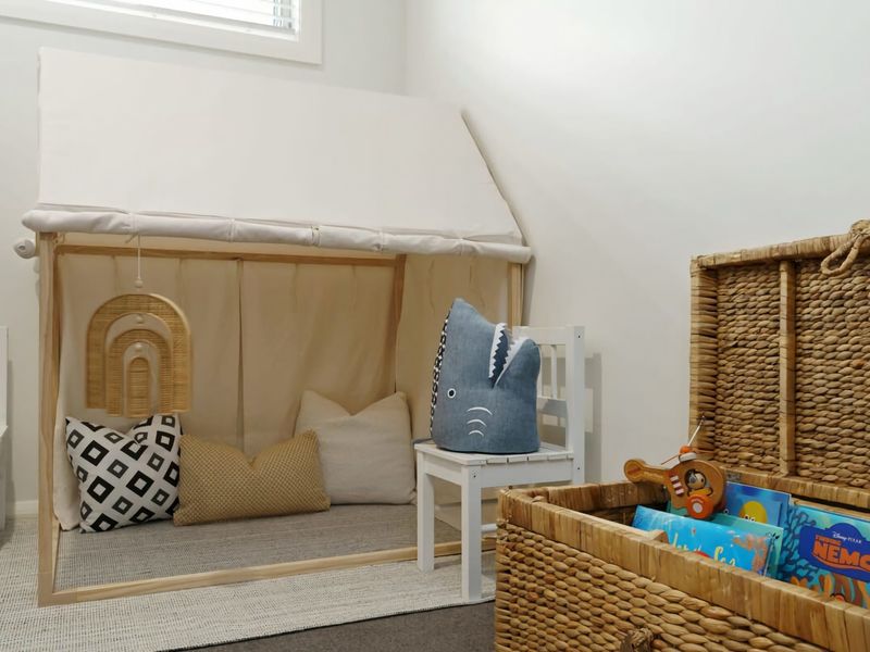 Oscar’s @ Broulee Beach Luxury Coastal Living