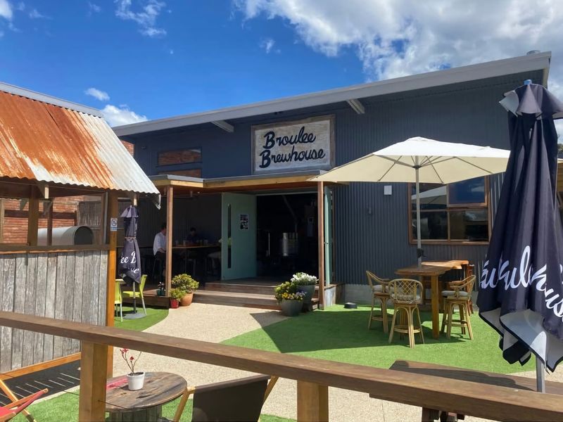 Oscar’s @ Broulee Beach Luxury Coastal Living