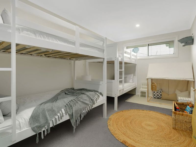 Oscar’s @ Broulee Beach Luxury Coastal Living