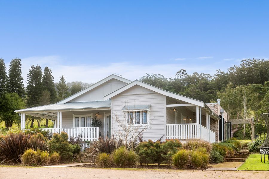 Hide and Seek, Kangaroo Valley