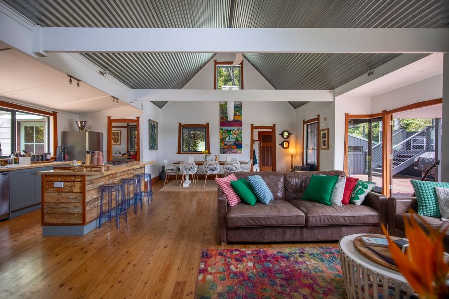 Sahali, Kangaroo Valley