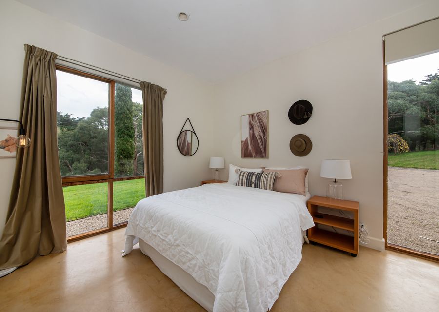 Bedrook four with queen bed