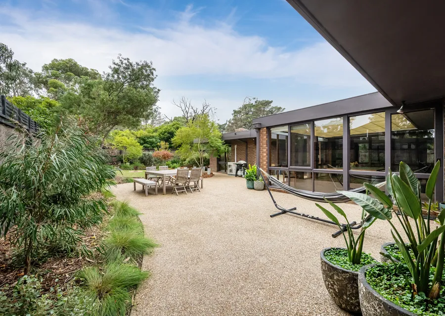 Outdoor Dining amongst the native gardens