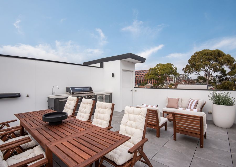 Roof top terrace with BBQ