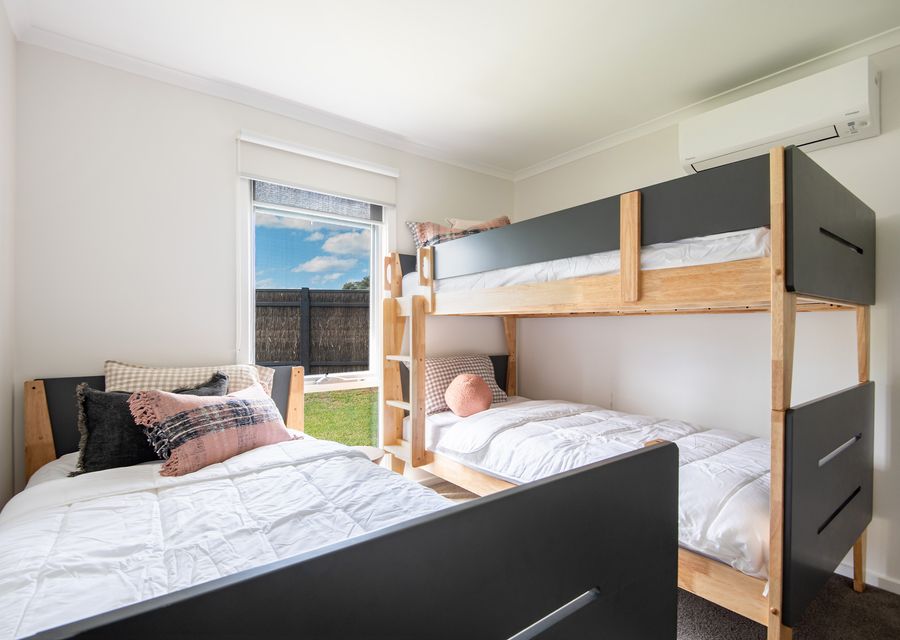 Family bedroom or kids bedroom...choice is yours 
