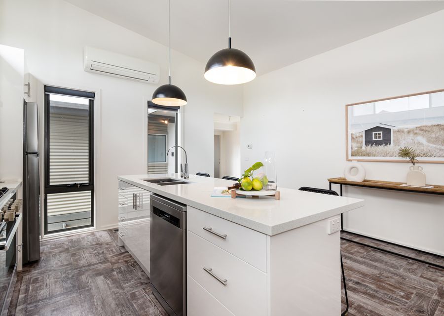 Kennington Beach Getaway with Spa