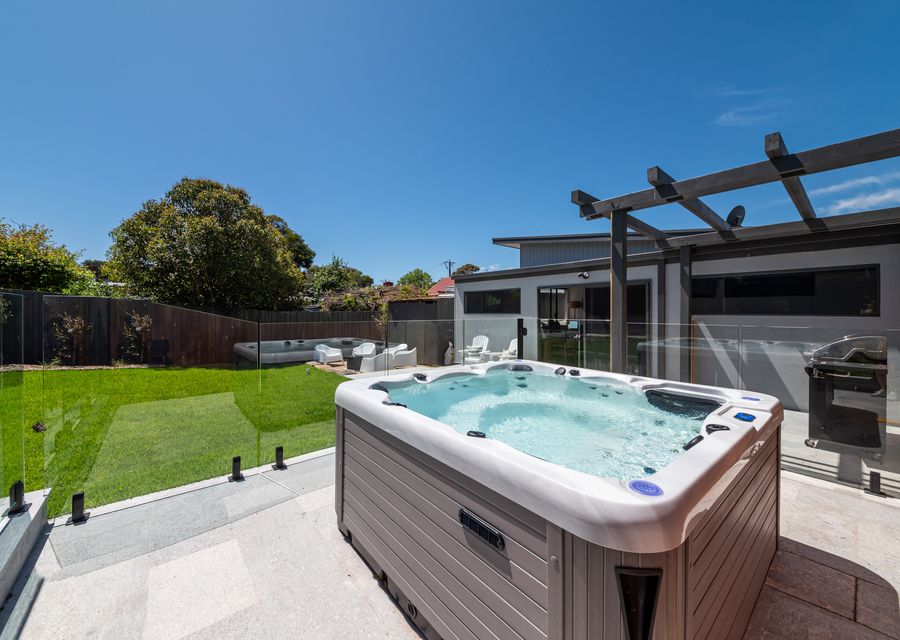 Outdoor spa 