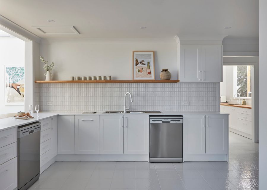 Fully equipped kitchen with two ovens, two dishwashers and two fridges 