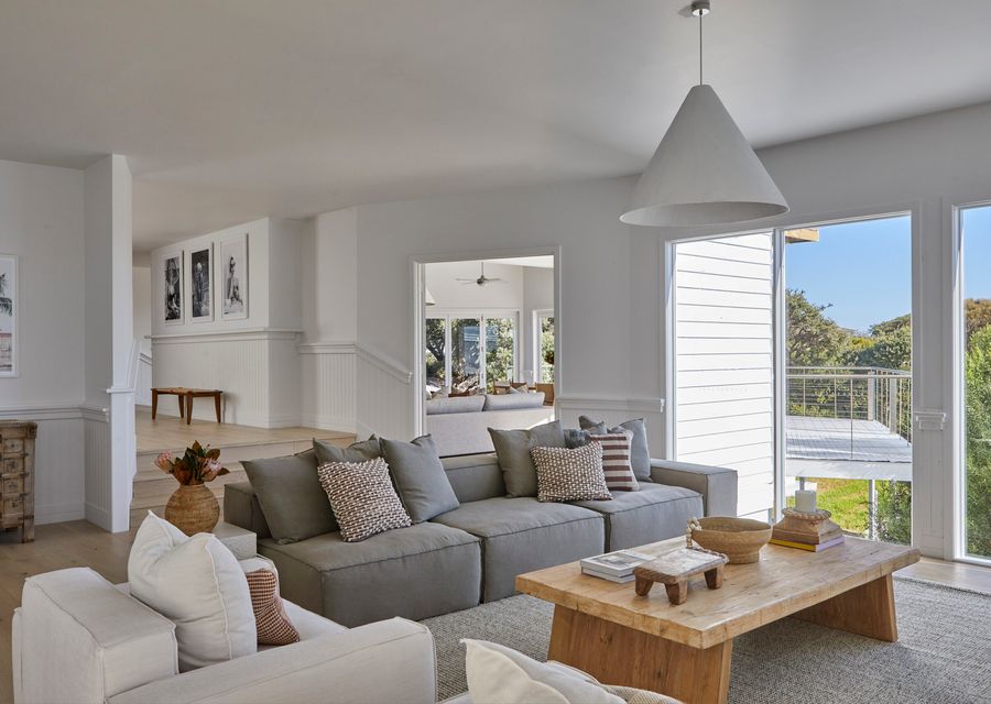Second living area 