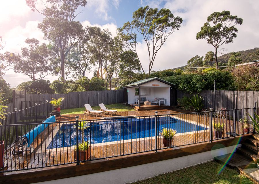 Stunning back yard entertaining area 