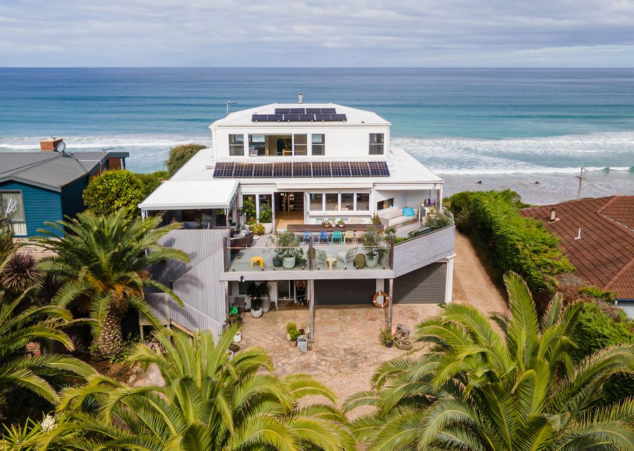 Waterfront stunning property 