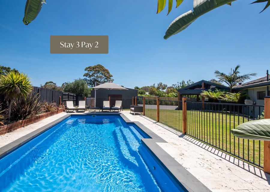 Waterfall Gully Retreat with Gas heated Pool