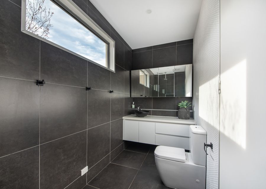 Downstairs bathroom 
