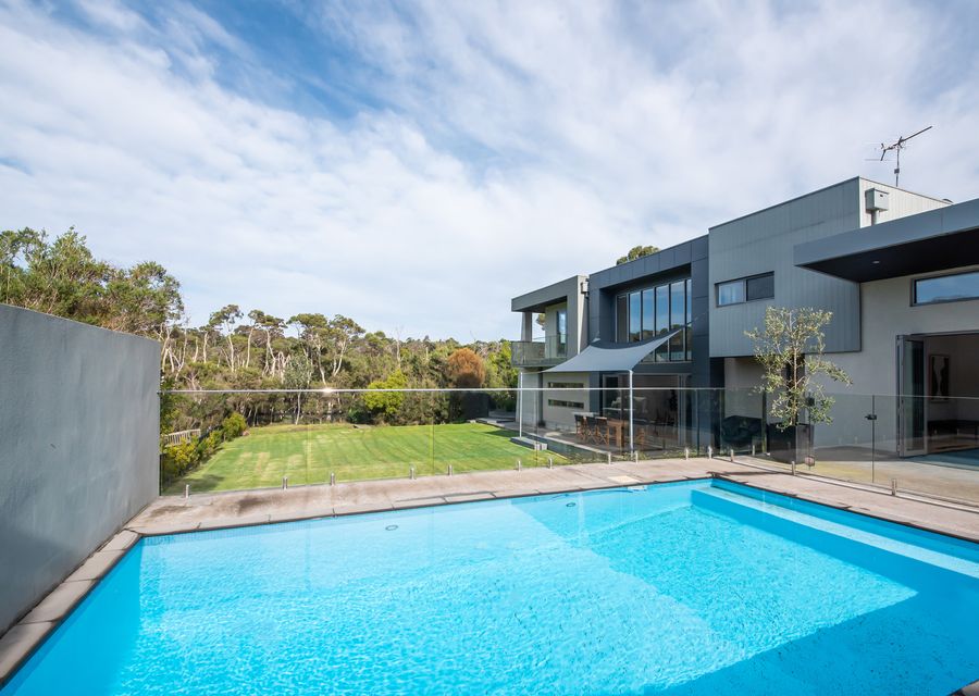 Solar pool 