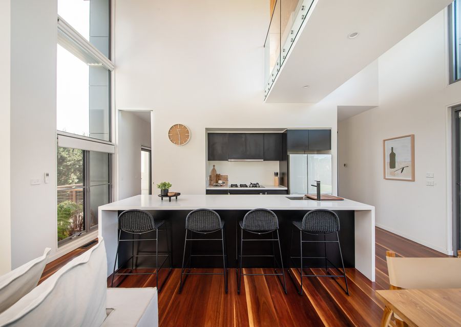 Kitchen Island Bench with 4 bar stools