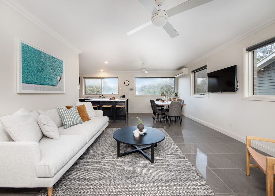 Main living upstairs with air conditioning 