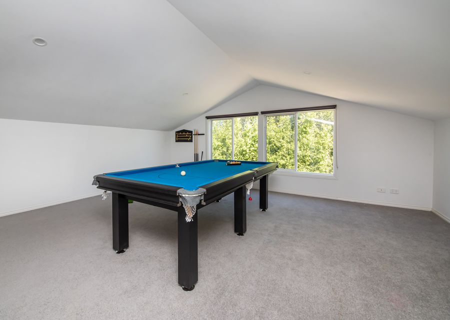 Third living, games room with pool table