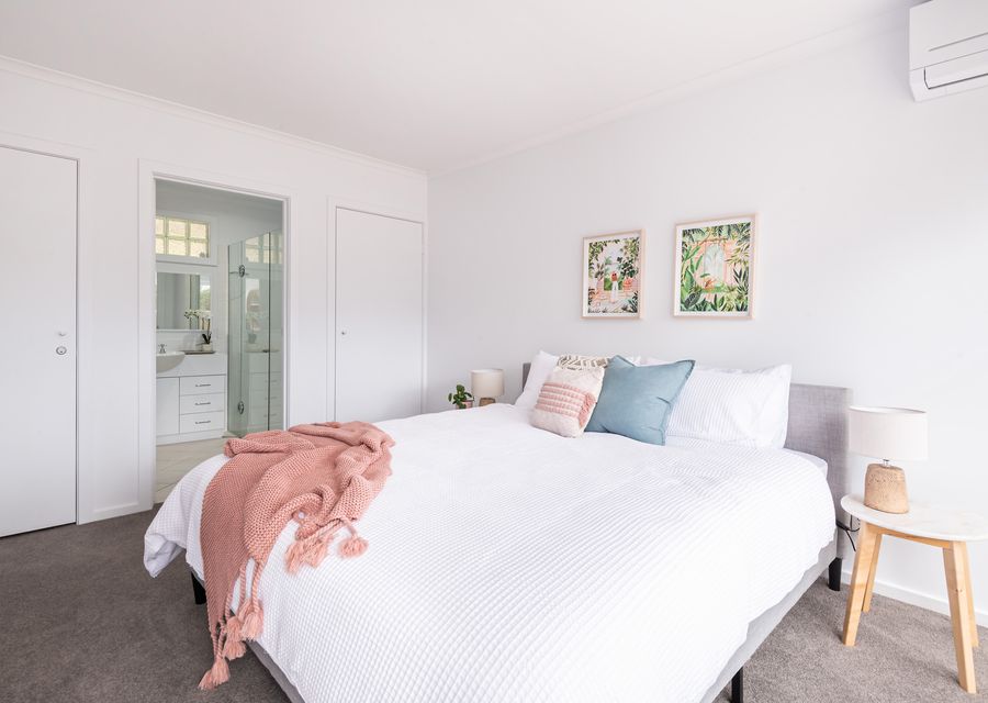 Master with king bed and ensuite 