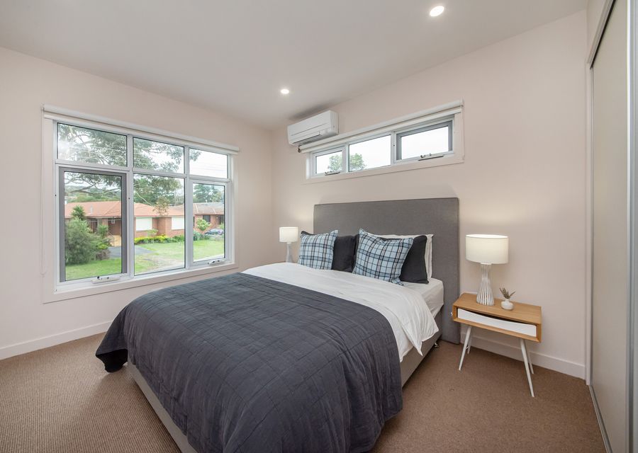 Bedroom 2 with Queen bed