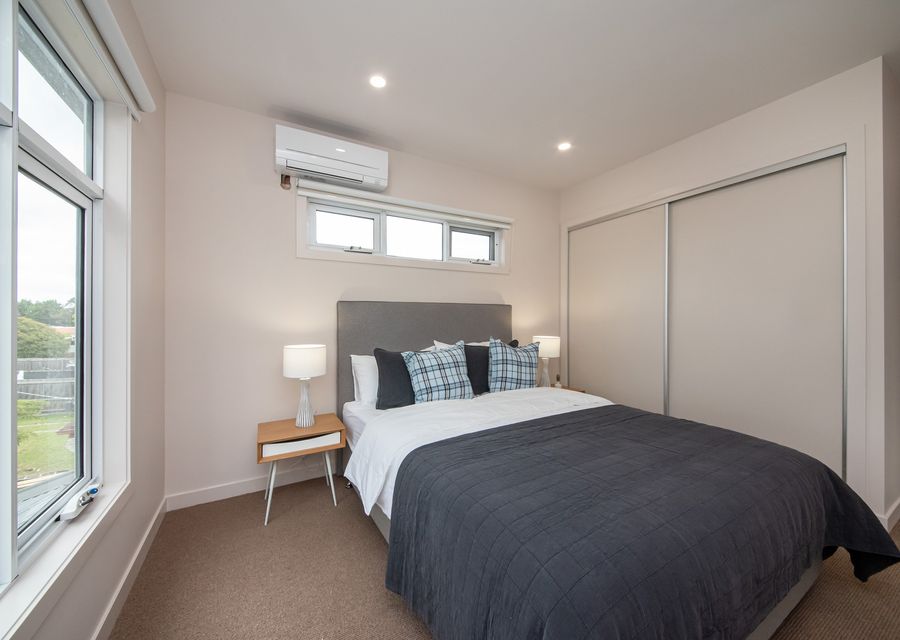 Bedroom 2 with Queen bed