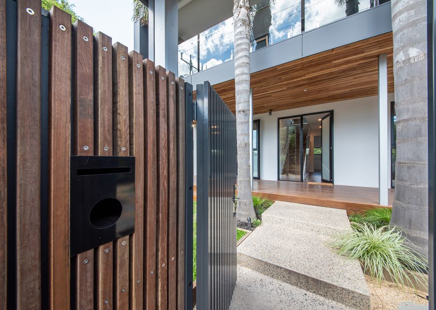 Sandringham Sunshine Escape