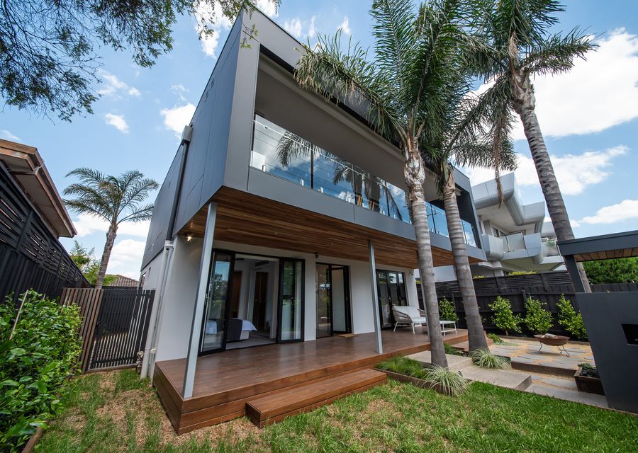 Sandringham Sunshine Escape