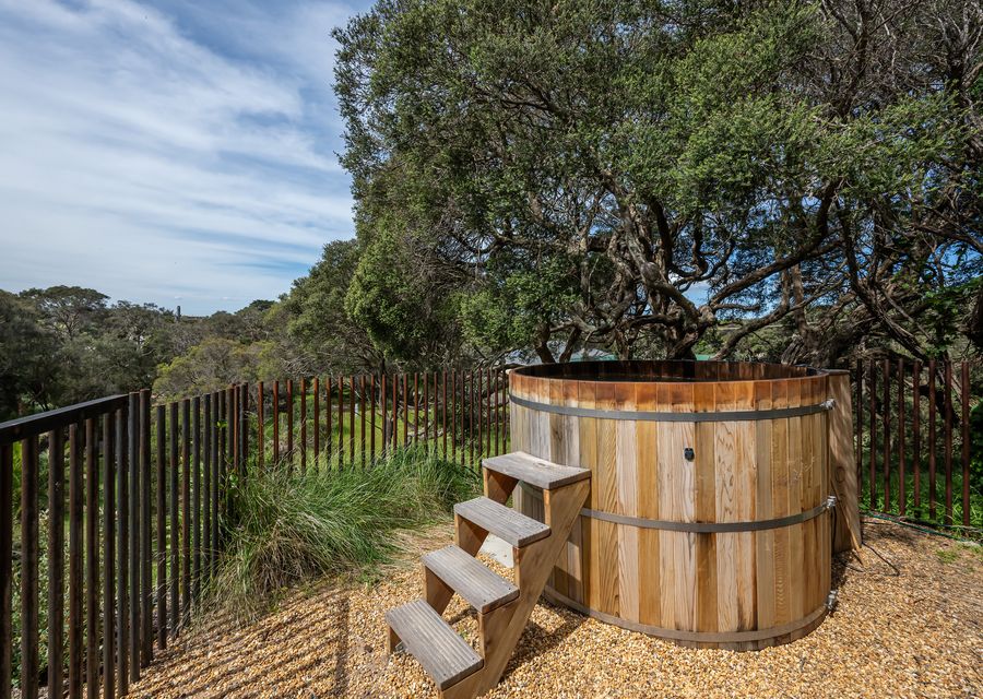 Koonya Treetops with Cedar Spa and sauna