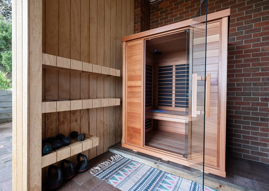 Koonya Treetops with Cedar Spa and sauna